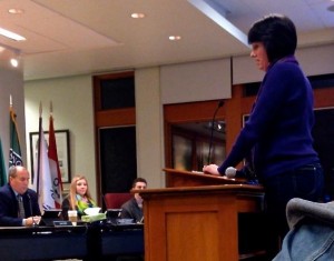 Karen Seiser, addresses school board about contract on 1/9/2014